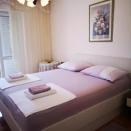 Apartment Prosperina Hvar 2 *